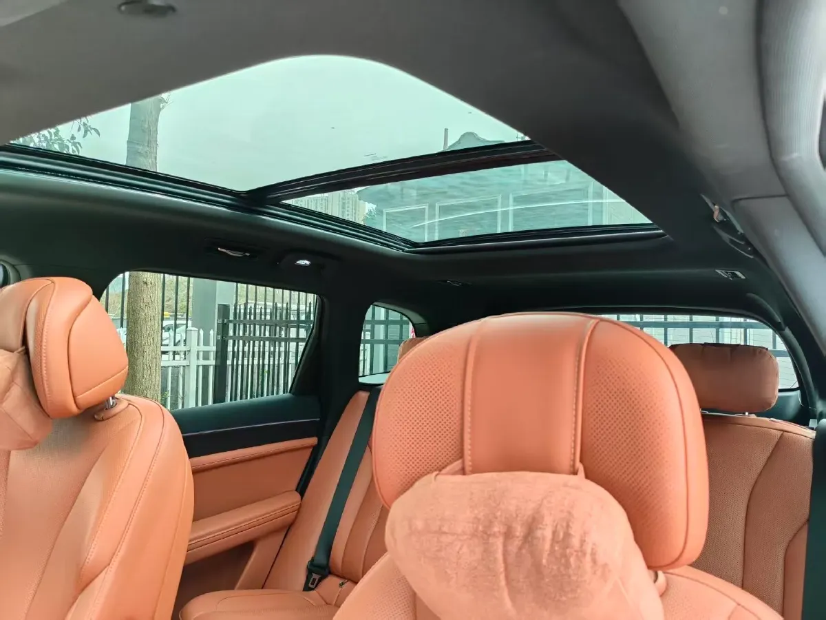 2024 AITO AITO M7 1.5T 152HP L4 REEV 42KWH,autocango,china used car exporter,china ev exporter,chinese used car exporter,chinese used ev exporter