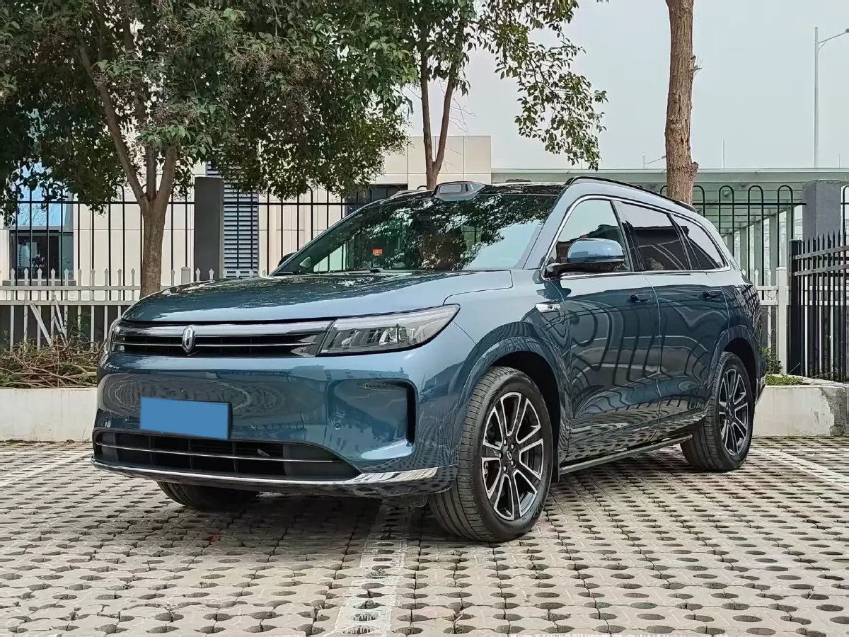 2024 AITO AITO M7 1.5T 152HP L4 REEV 42KWH,autocango,china used car exporter,china ev exporter,chinese used car exporter,chinese used ev exporter