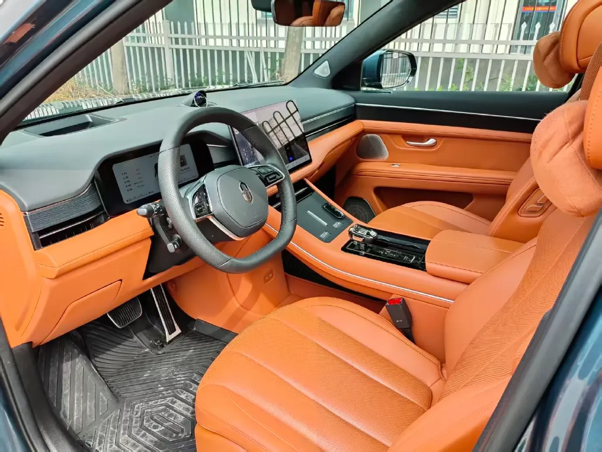 2024 AITO AITO M7 1.5T 152HP L4 REEV 42KWH,autocango,china used car exporter,china ev exporter,chinese used car exporter,chinese used ev exporter