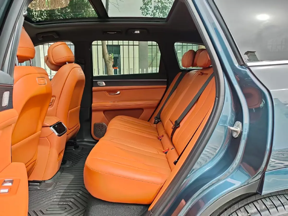 2024 AITO AITO M7 1.5T 152HP L4 REEV 42KWH,autocango,china used car exporter,china ev exporter,chinese used car exporter,chinese used ev exporter