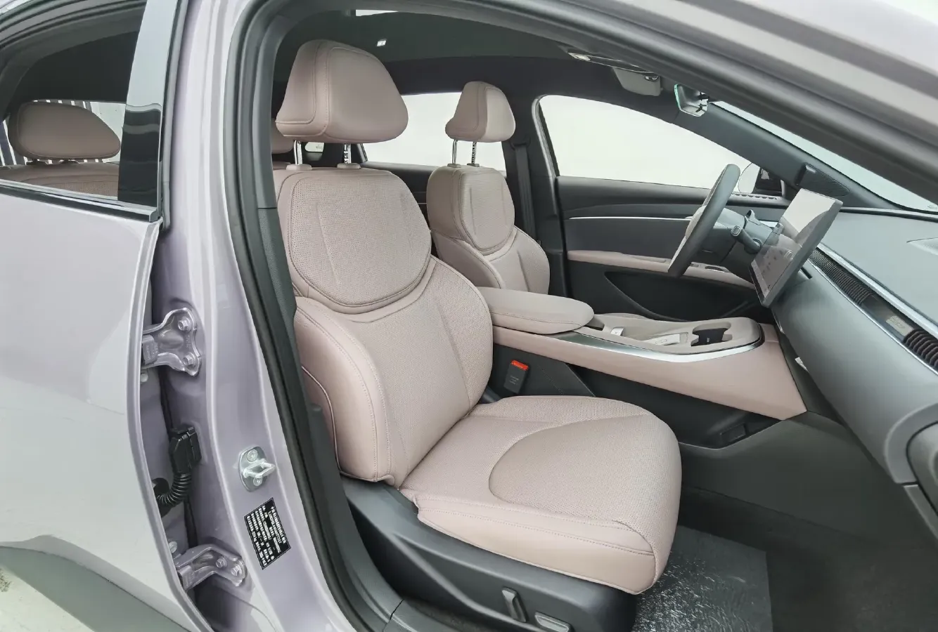 2025 Xpeng MONA M03 BEV,autocango,china used car exporter,china ev exporter,chinese used car exporter,chinese used ev exporter