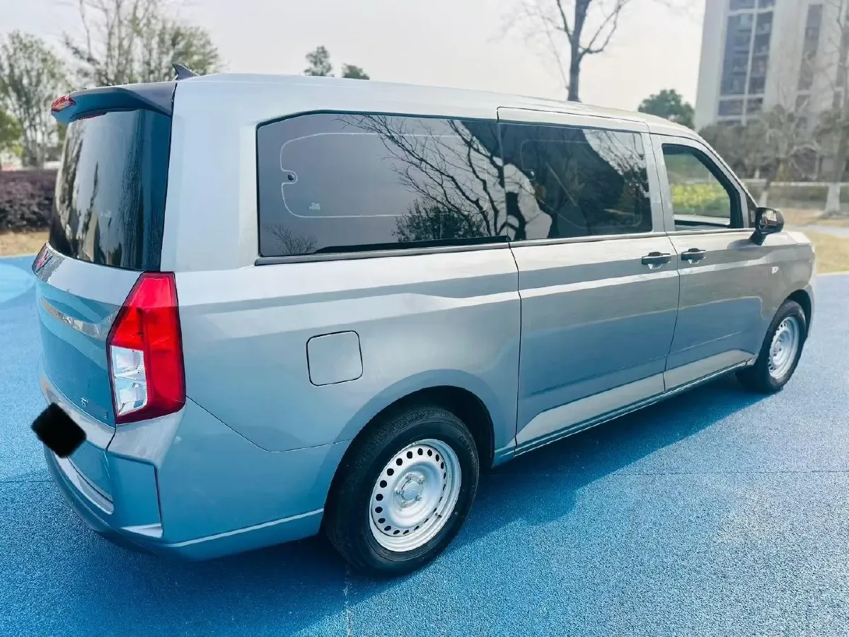 2021 WuLing ZhengChen 1.5T 147HP L4 6MT,autocango,china used car exporter,china ev exporter,chinese used car exporter,chinese used ev exporter