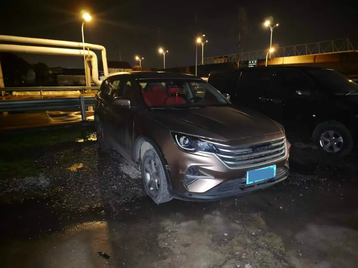 2020 Jetour X70M 1.5T 156HP L4 6MT,autocango,china used car exporter,china ev exporter,chinese used car exporter,chinese used ev exporter