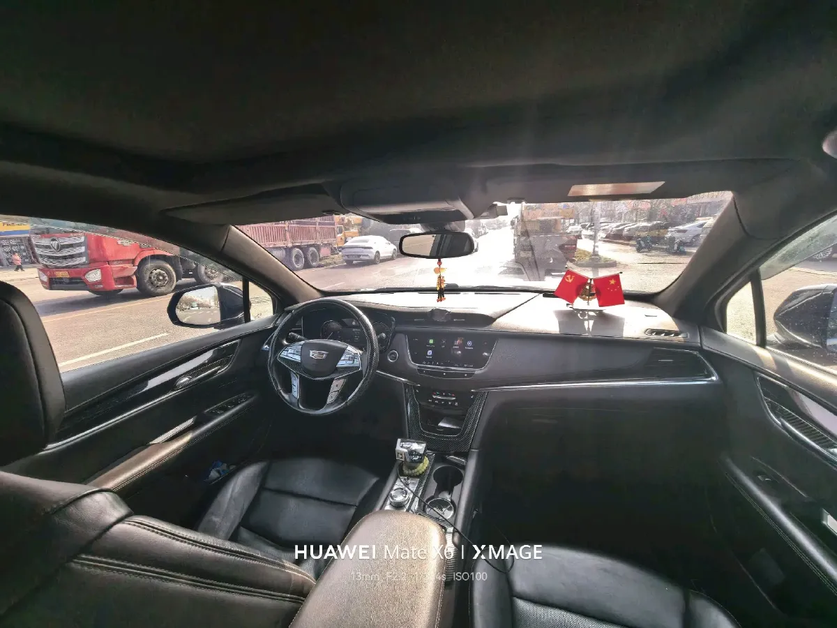 2020 Cadillac XT5 2.0T 241HP L4 9AT,autocango,china used car exporter,china ev exporter,chinese used car exporter,chinese used ev exporter