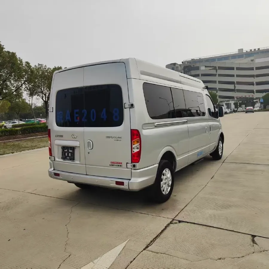 2019 MAXUS XinTu V80 2.0T 139HP L4 6MT,autocango,china used car exporter,china ev exporter,chinese used car exporter,chinese used ev exporter