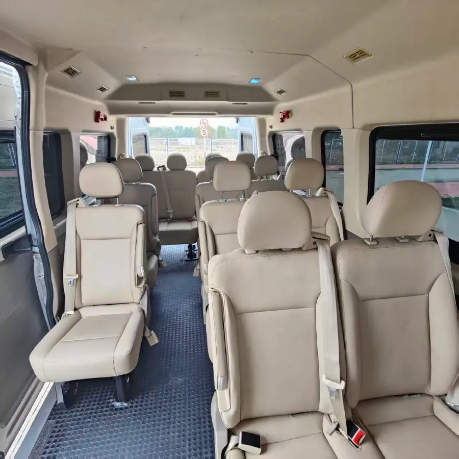 2019 MAXUS XinTu V80 2.0T 139HP L4 6MT,autocango,china used car exporter,china ev exporter,chinese used car exporter,chinese used ev exporter