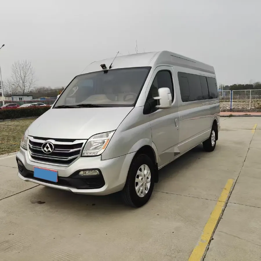 2019 MAXUS XinTu V80 2.0T 139HP L4 6MT,autocango,china used car exporter,china ev exporter,chinese used car exporter,chinese used ev exporter