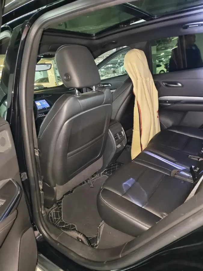 2020 Cadillac XT4 2.0T 241HP L4 9AT,autocango,china used car exporter,china ev exporter,chinese used car exporter,chinese used ev exporter