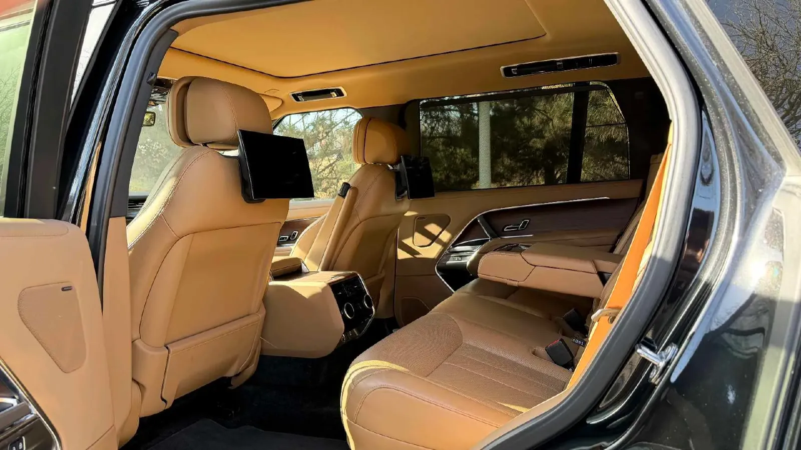 2024 Land Rover Range Rover 3.0T 400HP L6 8AT,autocango,china used car exporter,china ev exporter,chinese used car exporter,chinese used ev exporter