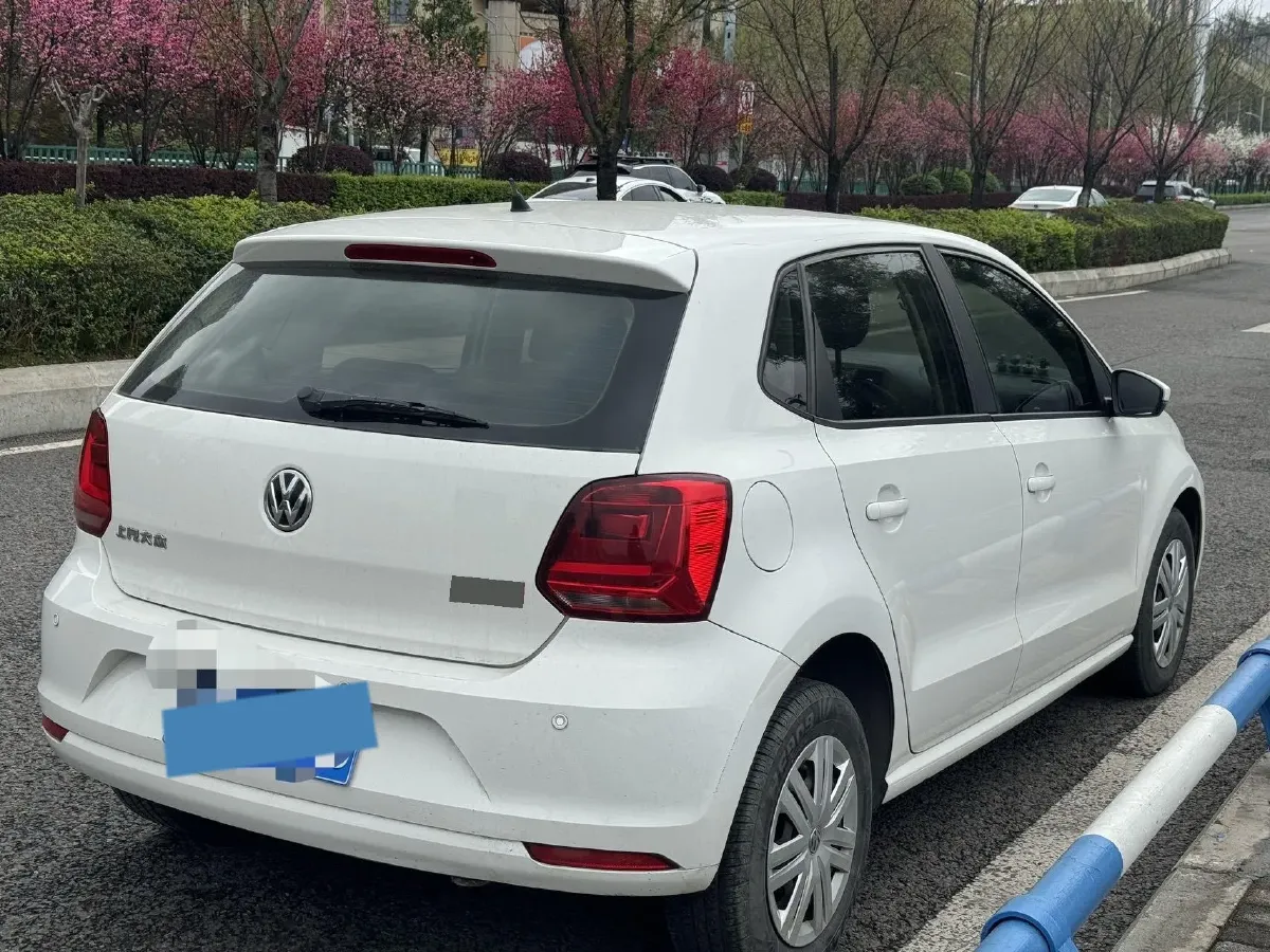 2016 Volkswagen Polo 1.4L 90HP L4 6AT,autocango,china used car exporter,china ev exporter,chinese used car exporter,chinese used ev exporter