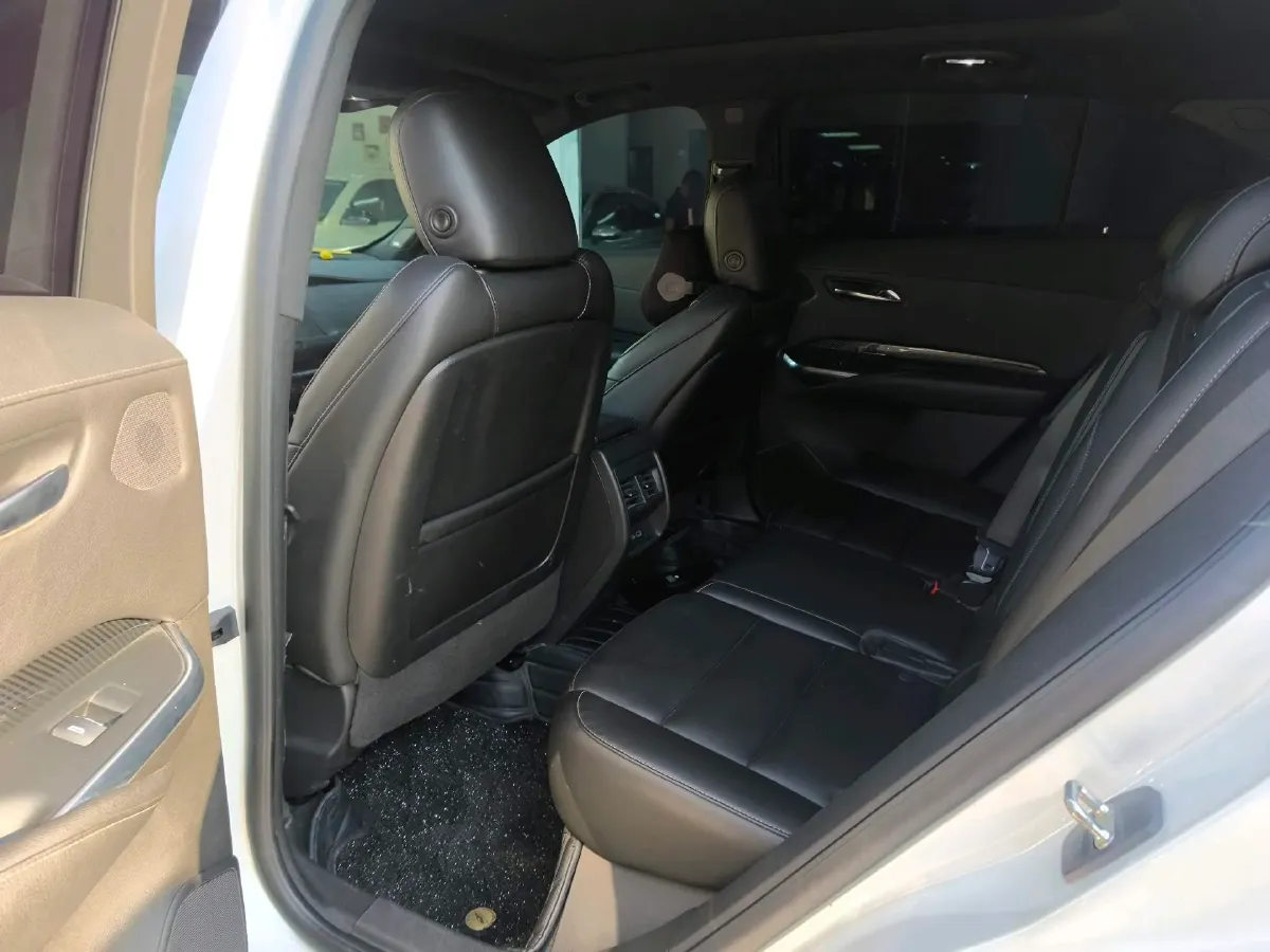 2020 Cadillac XT4 2.0T 241HP L4 9AT,autocango,china used car exporter,china ev exporter,chinese used car exporter,chinese used ev exporter