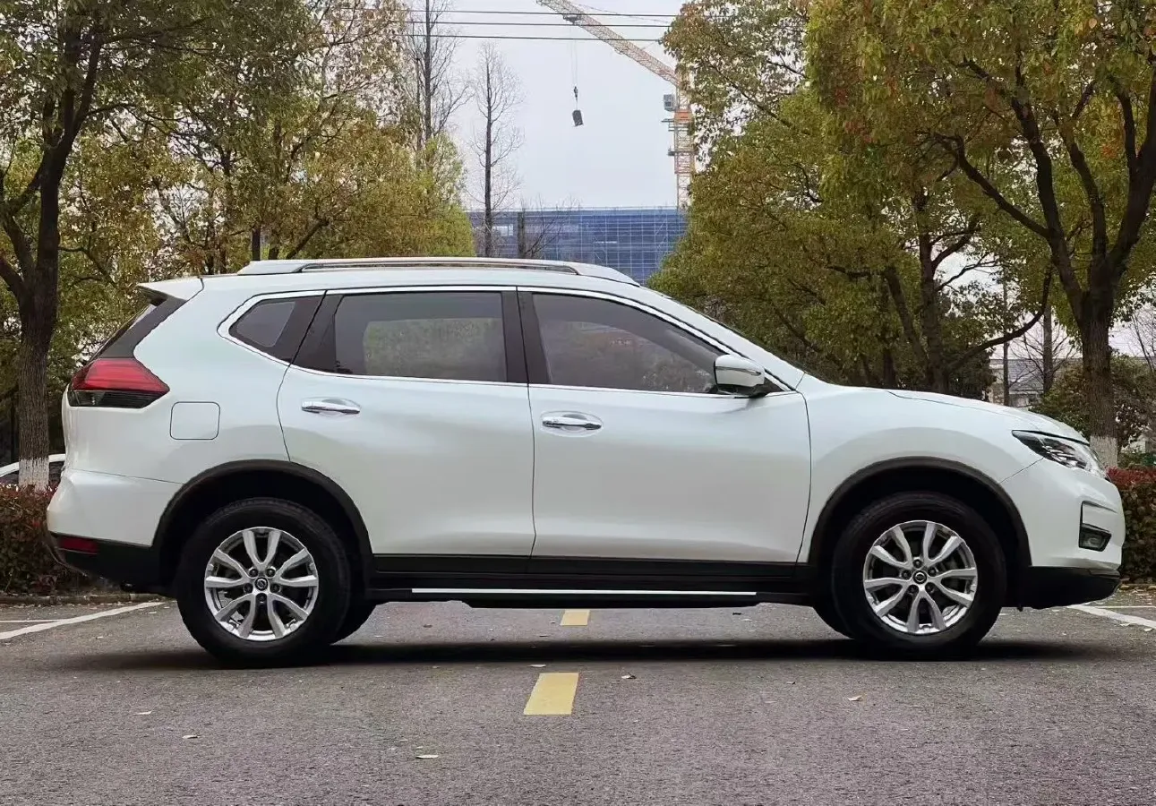 2020 Nissan X-Trail 2.0L 154HP L4 CVT,autocango,china used car exporter,china ev exporter,chinese used car exporter,chinese used ev exporter