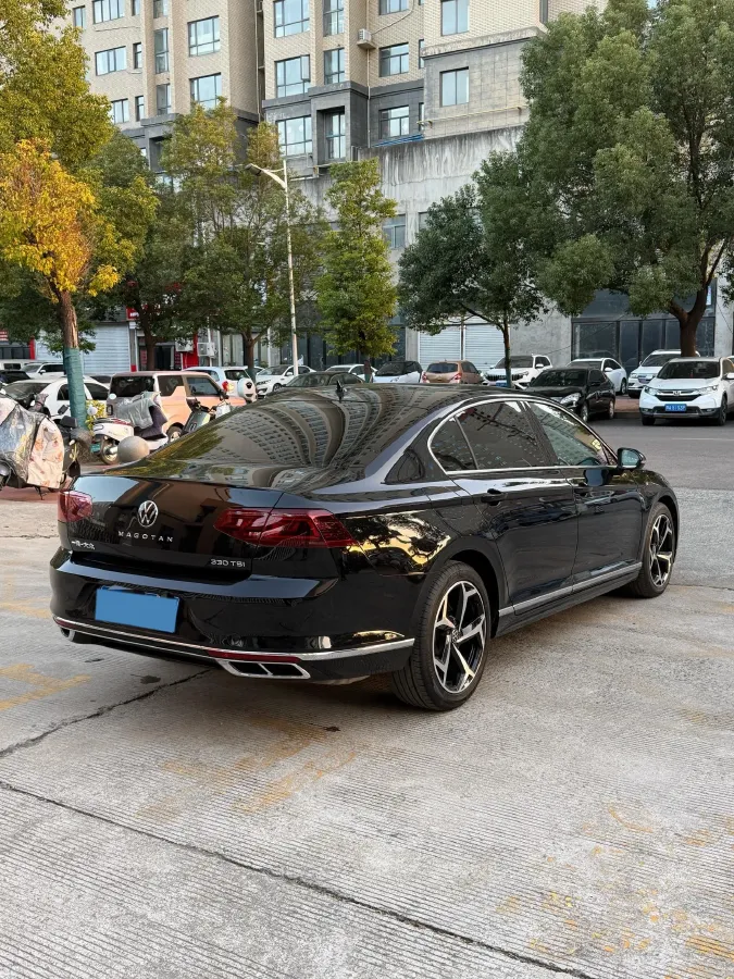 2023 Volkswagen Magotan 2.0T 186HP L4 7DCT,autocango,china used car exporter,china ev exporter,chinese used car exporter,chinese used ev exporter