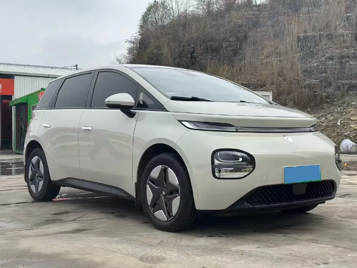 2023 BaoJun Cloud BEV 37.9KWH,autocango,china used car exporter,china ev exporter,chinese used car exporter,chinese used ev exporter