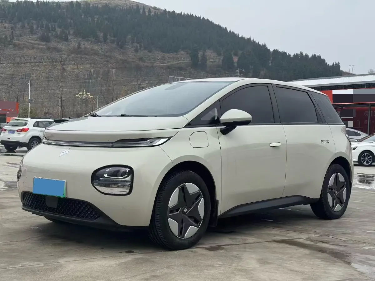 2023 BaoJun Cloud BEV 37.9KWH,autocango,china used car exporter,china ev exporter,chinese used car exporter,chinese used ev exporter