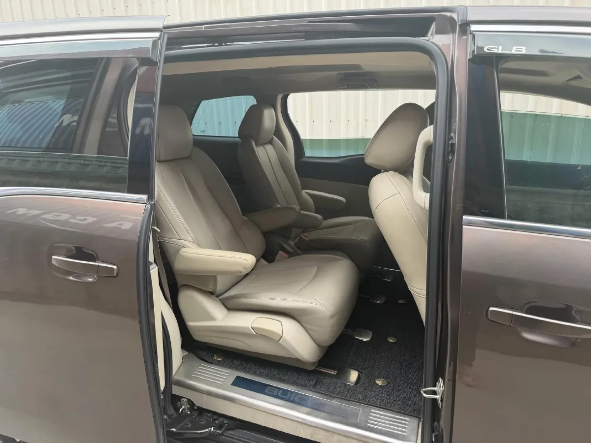 2021 Buick GL8 2.0T 237HP L4 9AT,autocango,china used car exporter,china ev exporter,chinese used car exporter,chinese used ev exporter