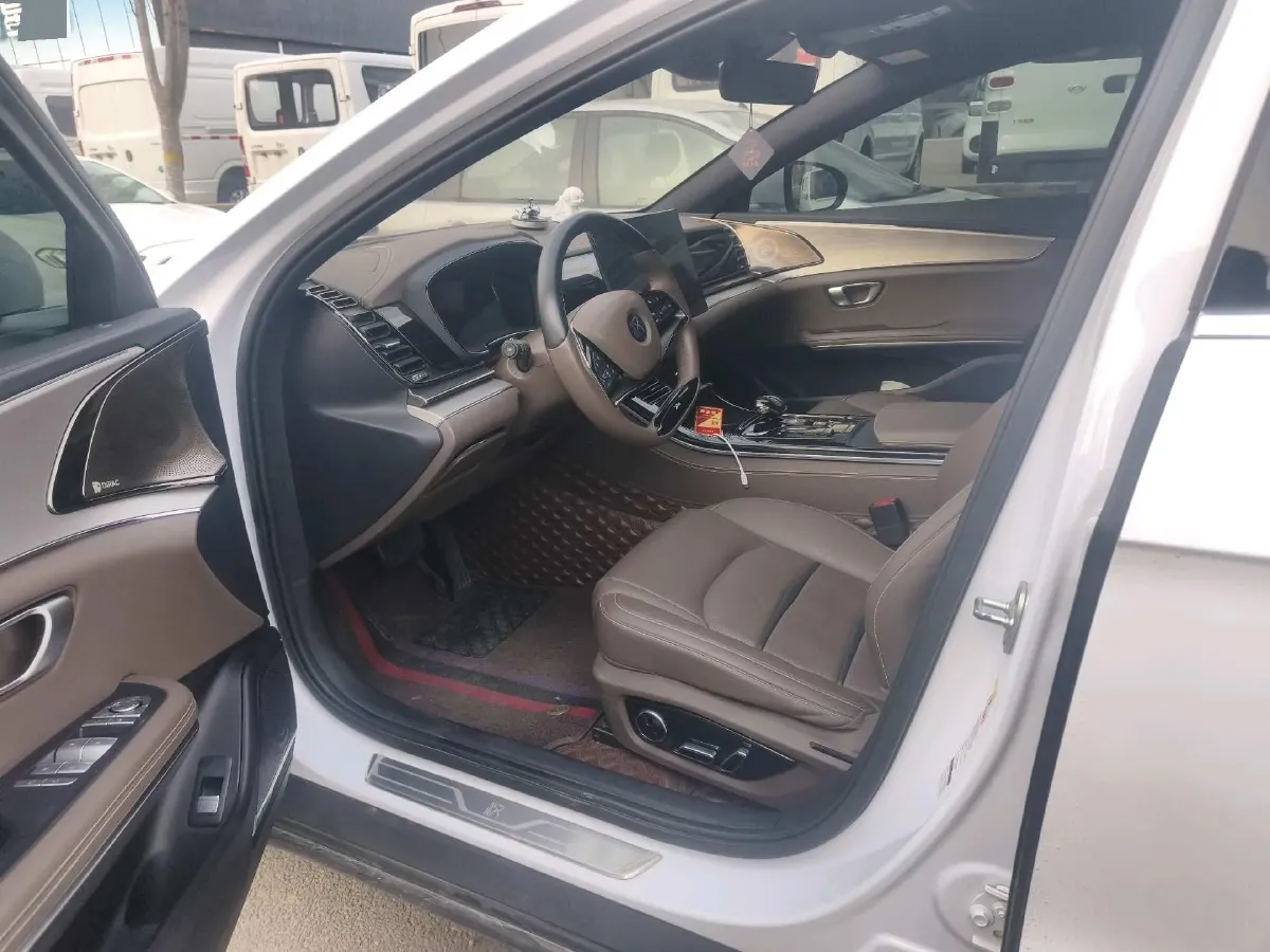 2020 WEY VV7 2.0T 227HP L4 7DCT PHEV,autocango,china used car exporter,china ev exporter,chinese used car exporter,chinese used ev exporter