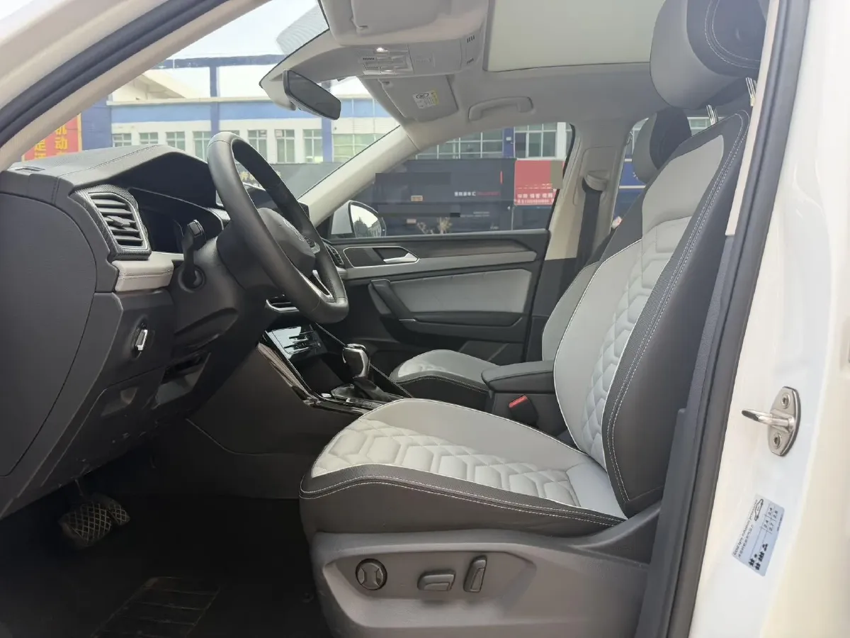 2023 Volkswagen Tayron 1.5T 160HP L4 7DCT,autocango,china used car exporter,china ev exporter,chinese used car exporter,chinese used ev exporter