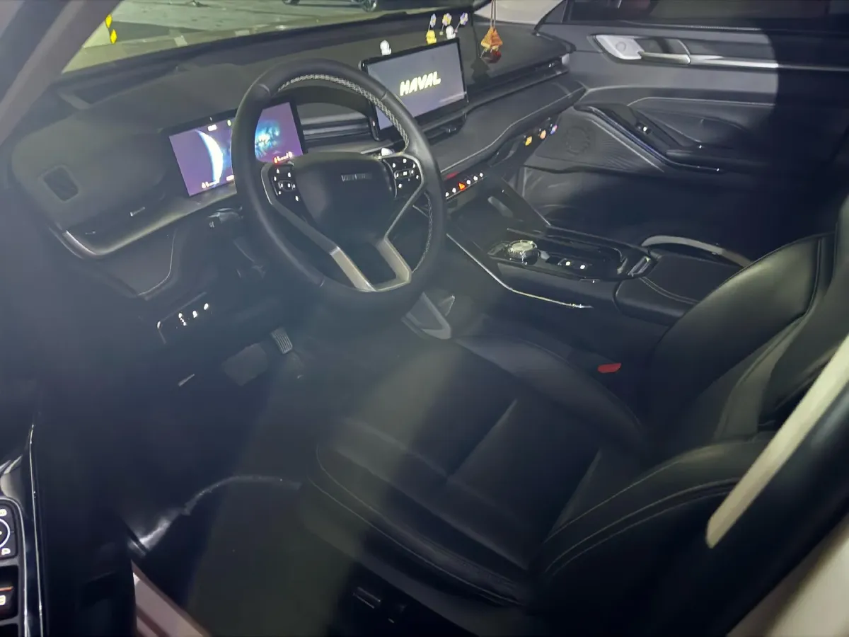 2021 Haval H6 2.0T 211HP L4 7DCT,autocango,china used car exporter,china ev exporter,chinese used car exporter,chinese used ev exporter