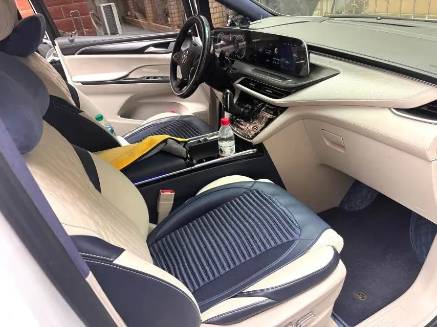 2022 Buick GL8 2.0T 237HP L4 9AT,autocango,china used car exporter,china ev exporter,chinese used car exporter,chinese used ev exporter