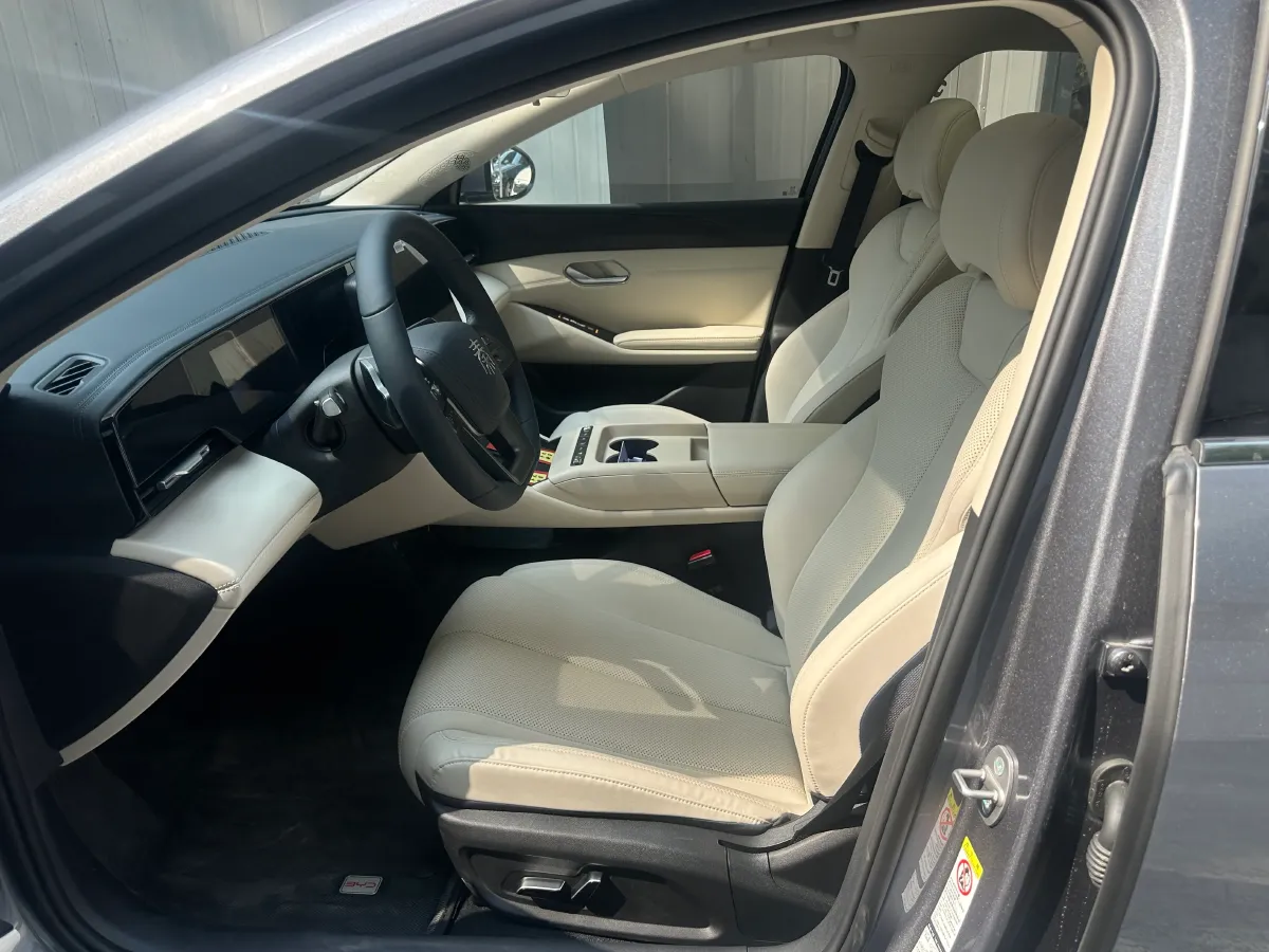 2025 BYD QinL BEV,autocango,china used car exporter,china ev exporter,chinese used car exporter,chinese used ev exporter