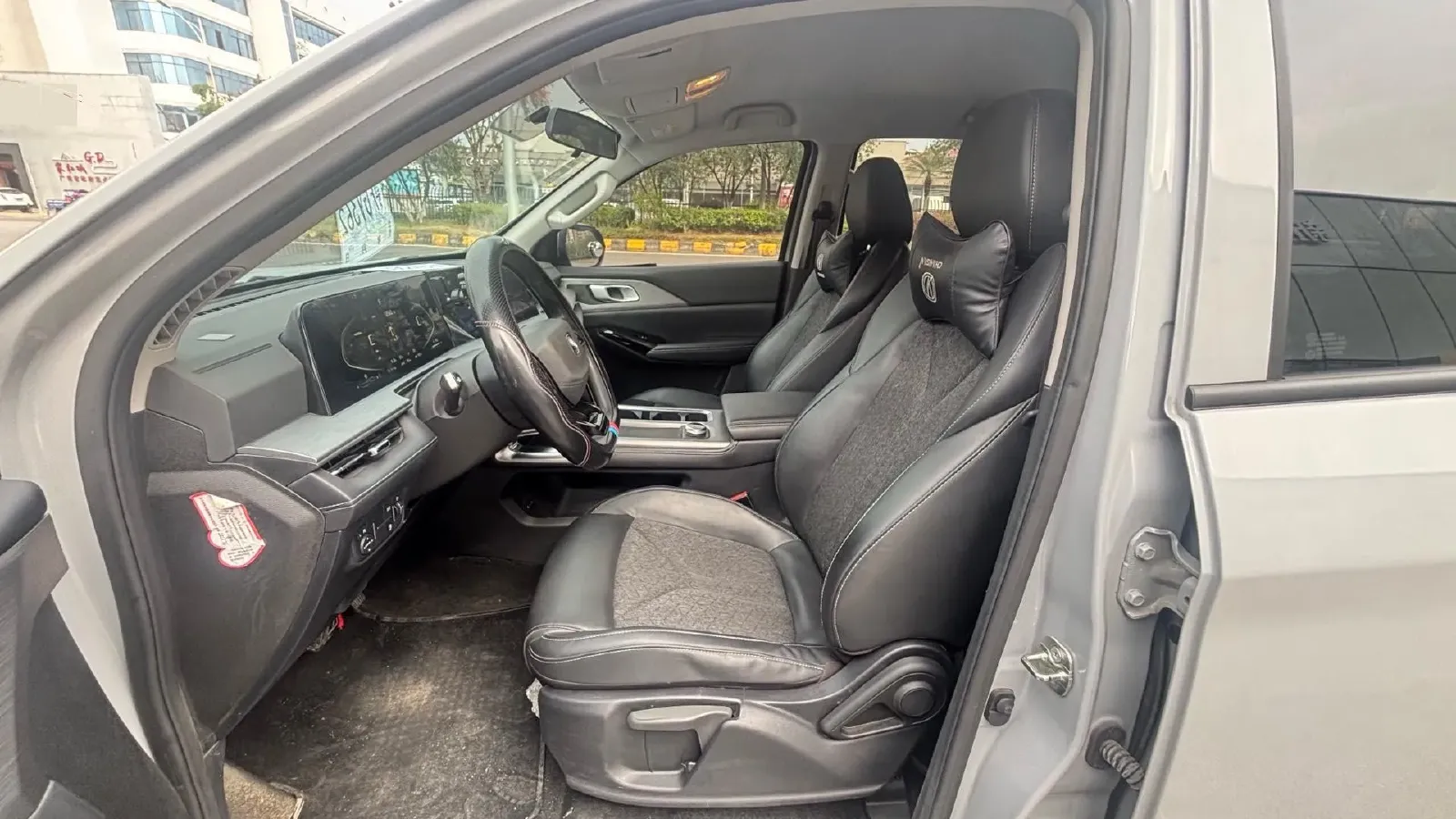 2024 ChangAn Kaicene RuiXing EM60 BEV 41.86KWH,autocango,china used car exporter,china ev exporter,chinese used car exporter,chinese used ev exporter