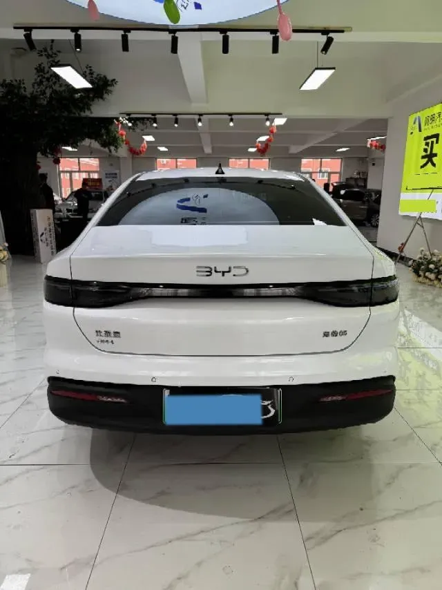 2025 BYD Seal05 DM-i 1.5L 101HP L4 E-CVT PHEV 7.68KWH,autocango,china used car exporter,china ev exporter,chinese used car exporter,chinese used ev exporter