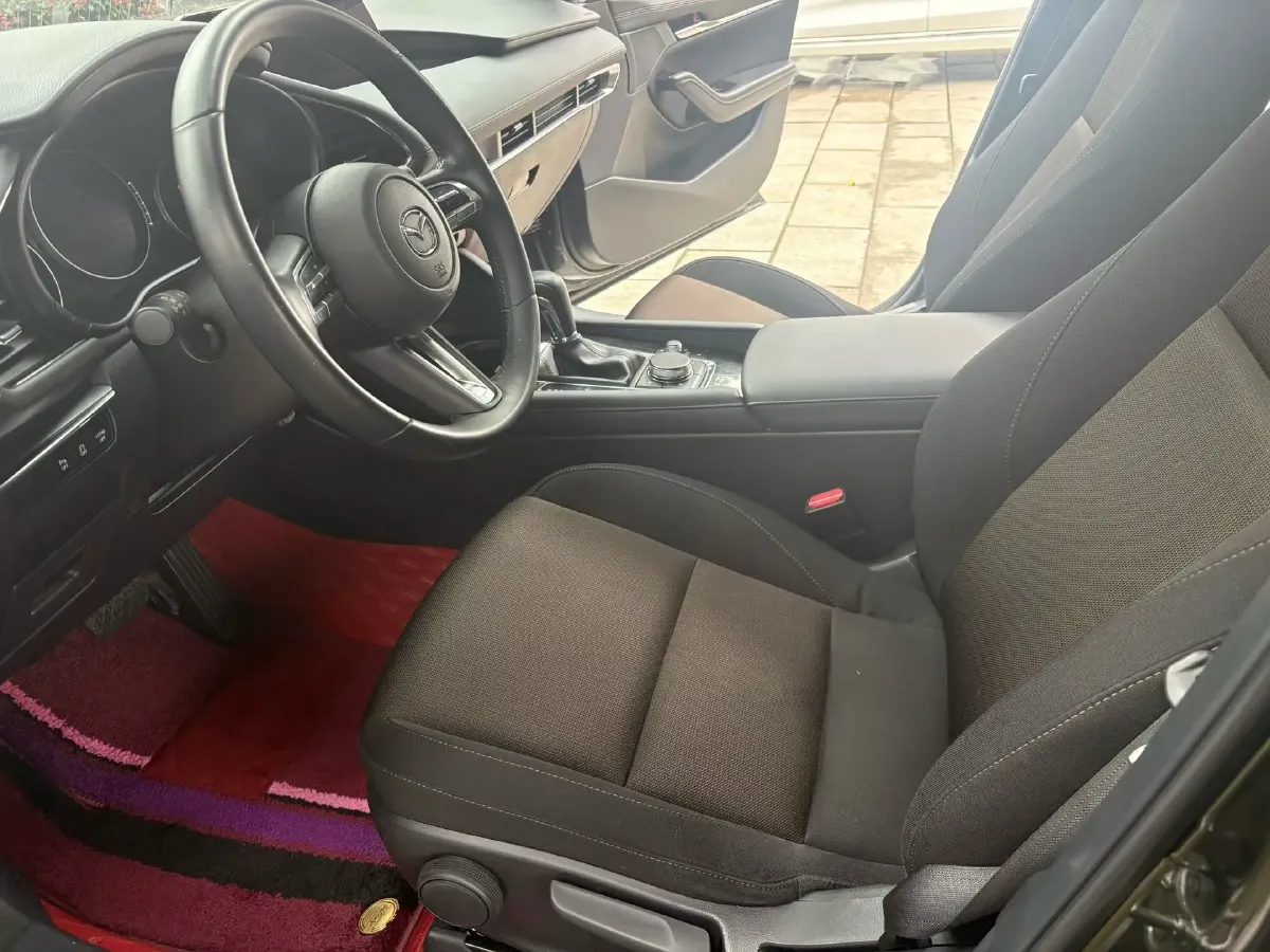 2022 Mazda 3 Axela 2.0L 158HP L4 6AT,autocango,china used car exporter,china ev exporter,chinese used car exporter,chinese used ev exporter