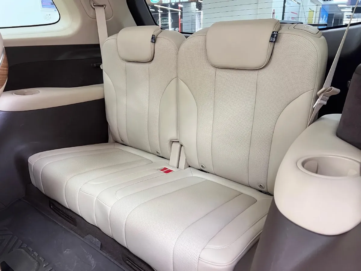 2024 AITO AITO M7 1.5T 152HP L4 REEV 40KWH,autocango,china used car exporter,china ev exporter,chinese used car exporter,chinese used ev exporter