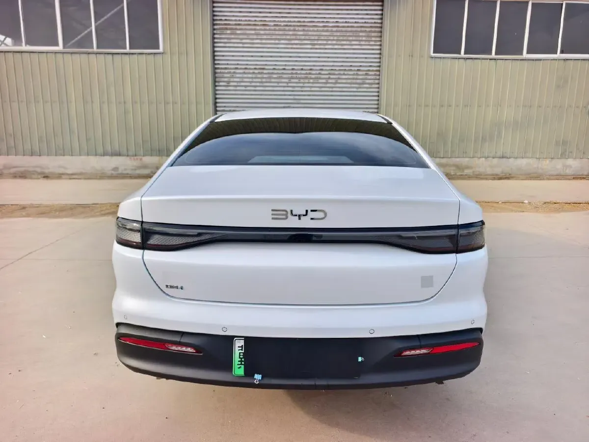 2025 BYD Seal05 DM-i 1.5L 101HP L4 E-CVT PHEV 7.68KWH,autocango,china used car exporter,china ev exporter,chinese used car exporter,chinese used ev exporter