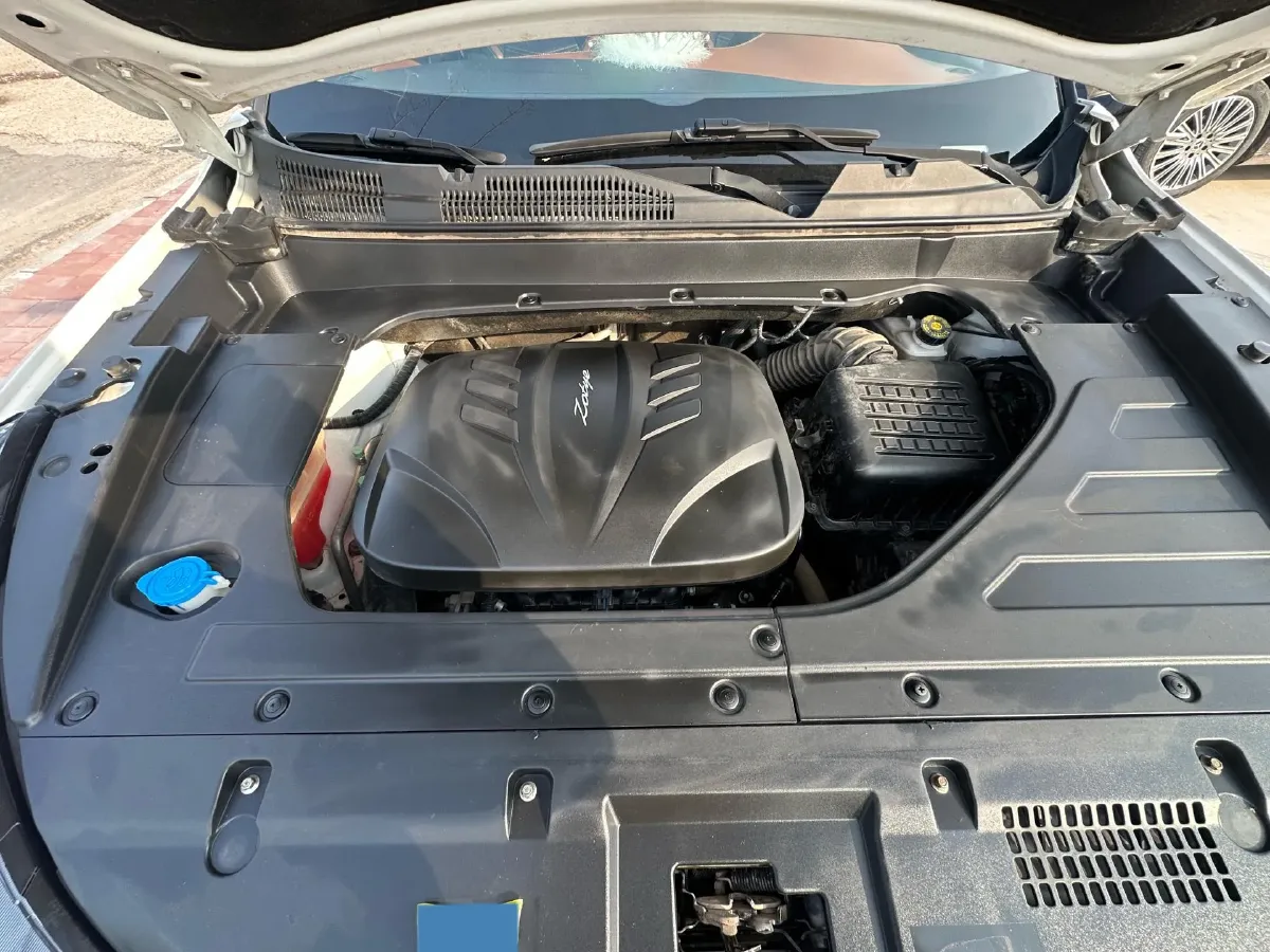 2017 Zotye T300 1.5T 144HP L4 CVT,autocango,china used car exporter,china ev exporter,chinese used car exporter,chinese used ev exporter