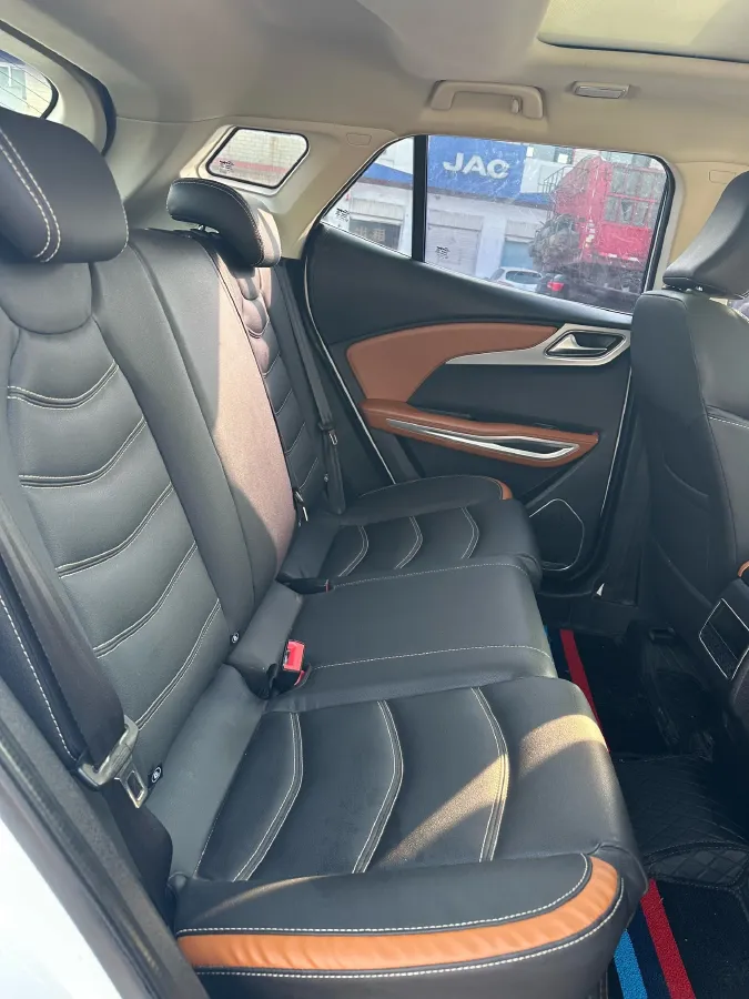 2017 Zotye T300 1.5T 144HP L4 CVT,autocango,china used car exporter,china ev exporter,chinese used car exporter,chinese used ev exporter