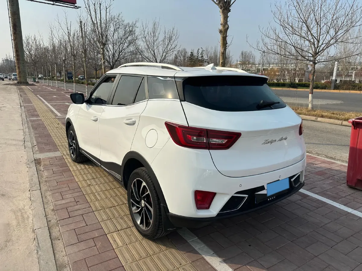 2017 Zotye T300 1.5T 144HP L4 CVT,autocango,china used car exporter,china ev exporter,chinese used car exporter,chinese used ev exporter