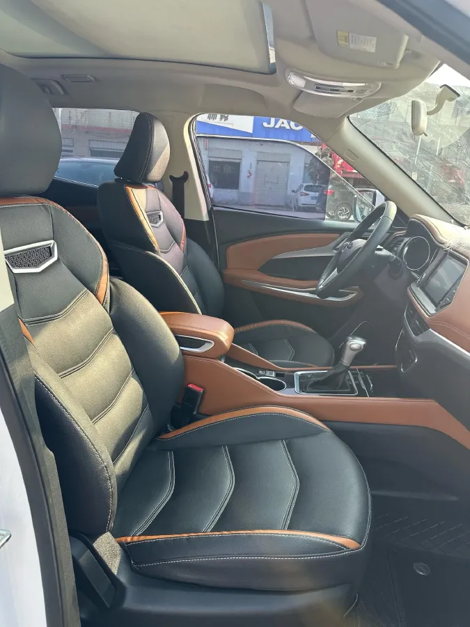 2017 Zotye T300 1.5T 144HP L4 CVT,autocango,china used car exporter,china ev exporter,chinese used car exporter,chinese used ev exporter