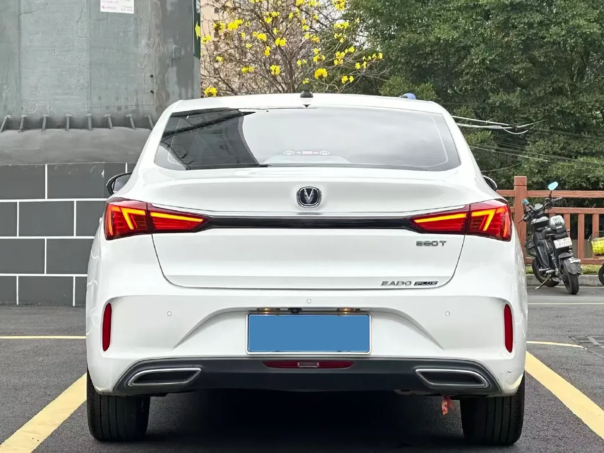 2020 ChangAn Eado 1.4T 158HP L4 7DCT,autocango,china used car exporter,china ev exporter,chinese used car exporter,chinese used ev exporter