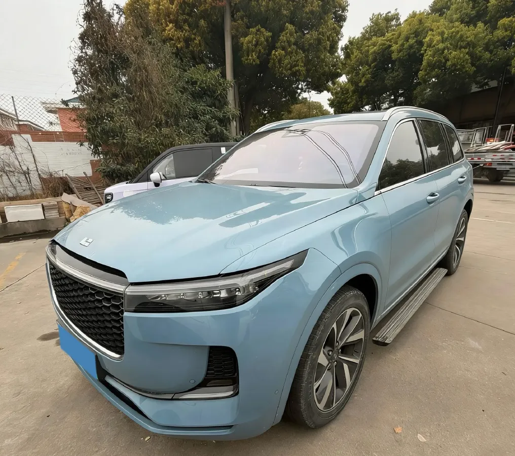 2021 Li ONE Range Extended 131HP REEV 40.5KWH,autocango,china used car exporter,china ev exporter,chinese used car exporter,chinese used ev exporter
