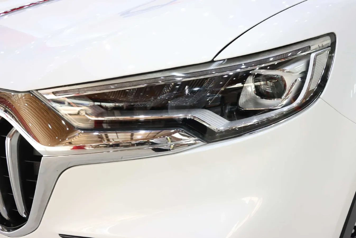 2019 HongQi HS5 2.0T 224HP L4 6AT,autocango,china used car exporter,china ev exporter,chinese used car exporter,chinese used ev exporter