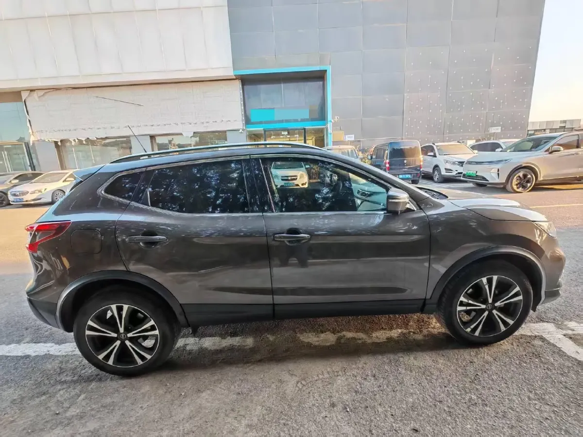 2022 Nissan Qashqai 2.0L 151HP L4 CVT,autocango,china used car exporter,china ev exporter,chinese used car exporter,chinese used ev exporter