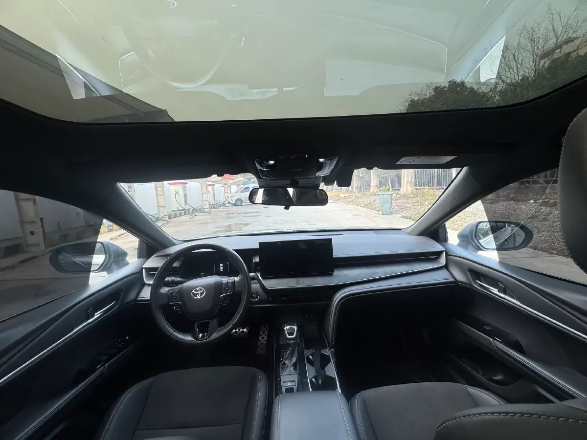 2024 Toyota Camry 2.0L 152HP L4 E-CVT Hybrid,autocango,china used car exporter,china ev exporter,chinese used car exporter,chinese used ev exporter