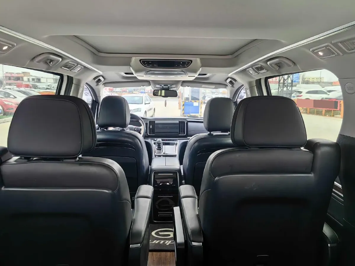 2021 GAC Trumpchi M8 2.0T 252HP L4 8AT,autocango,china used car exporter,china ev exporter,chinese used car exporter,chinese used ev exporter