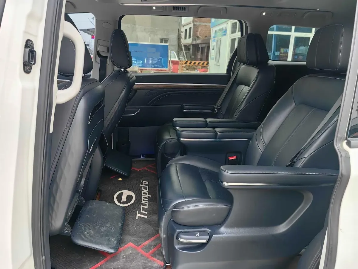 2021 GAC Trumpchi M8 2.0T 252HP L4 8AT,autocango,china used car exporter,china ev exporter,chinese used car exporter,chinese used ev exporter