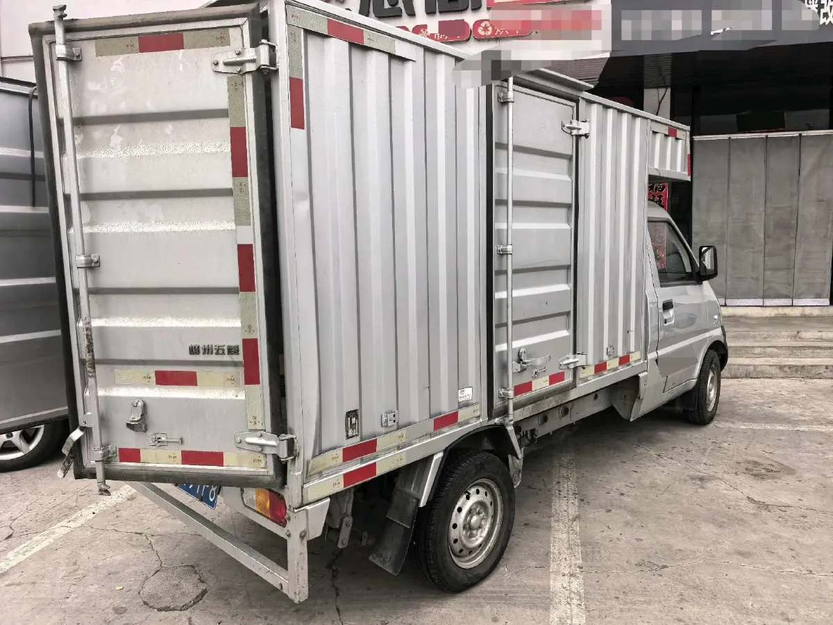 2021 WuLing RongGuang Mini Truck 1.5L 99HP L4 5MT,autocango,china used car exporter,china ev exporter,chinese used car exporter,chinese used ev exporter