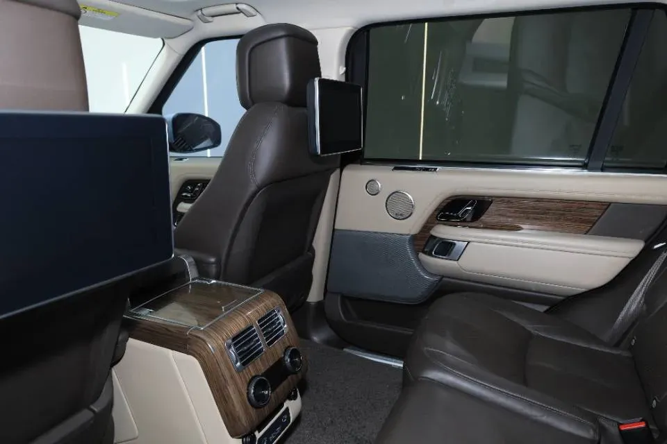 2019 Land Rover Range Rover 3.0T 381HP V6 8AT,autocango,china used car exporter,china ev exporter,chinese used car exporter,chinese used ev exporter