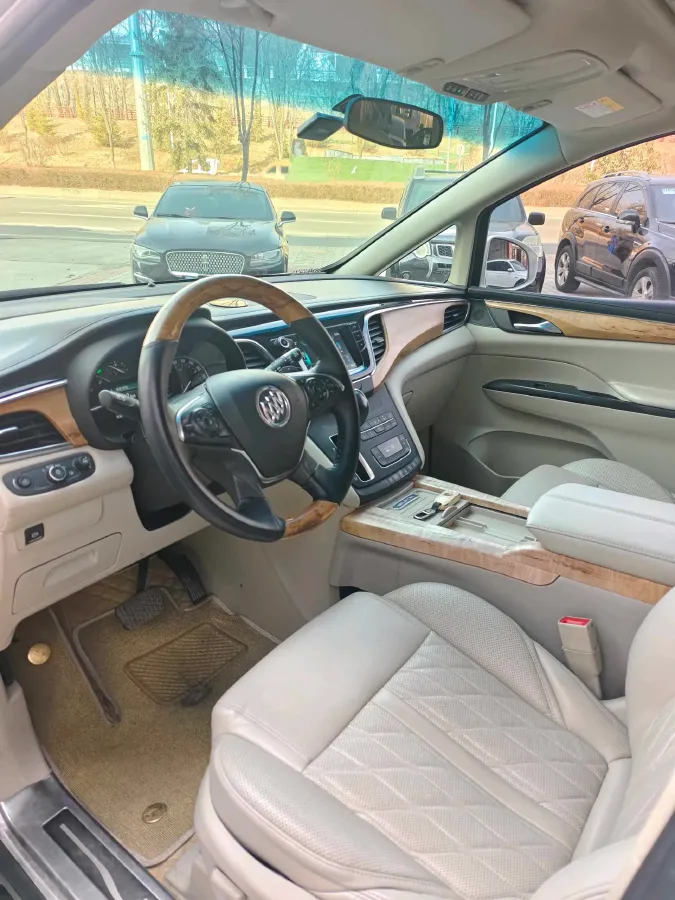 2018 Buick GL8 2.0T 260HP L4 6AT,autocango,china used car exporter,china ev exporter,chinese used car exporter,chinese used ev exporter