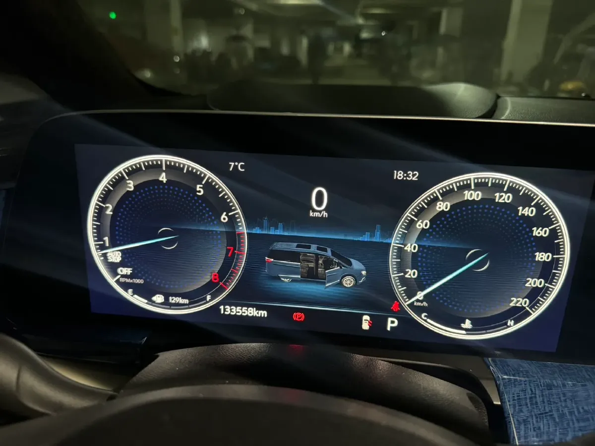 2022 Buick GL8 2.0T 237HP L4 9AT,autocango,china used car exporter,china ev exporter,chinese used car exporter,chinese used ev exporter