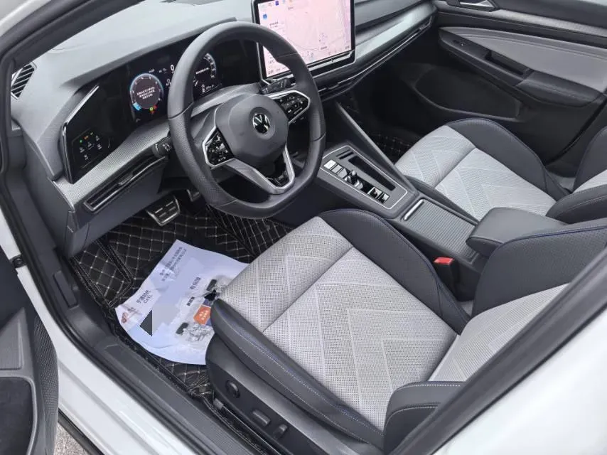 2025 Volkswagen Golf 1.5T 160HP L4 7DCT,autocango,china used car exporter,china ev exporter,chinese used car exporter,chinese used ev exporter