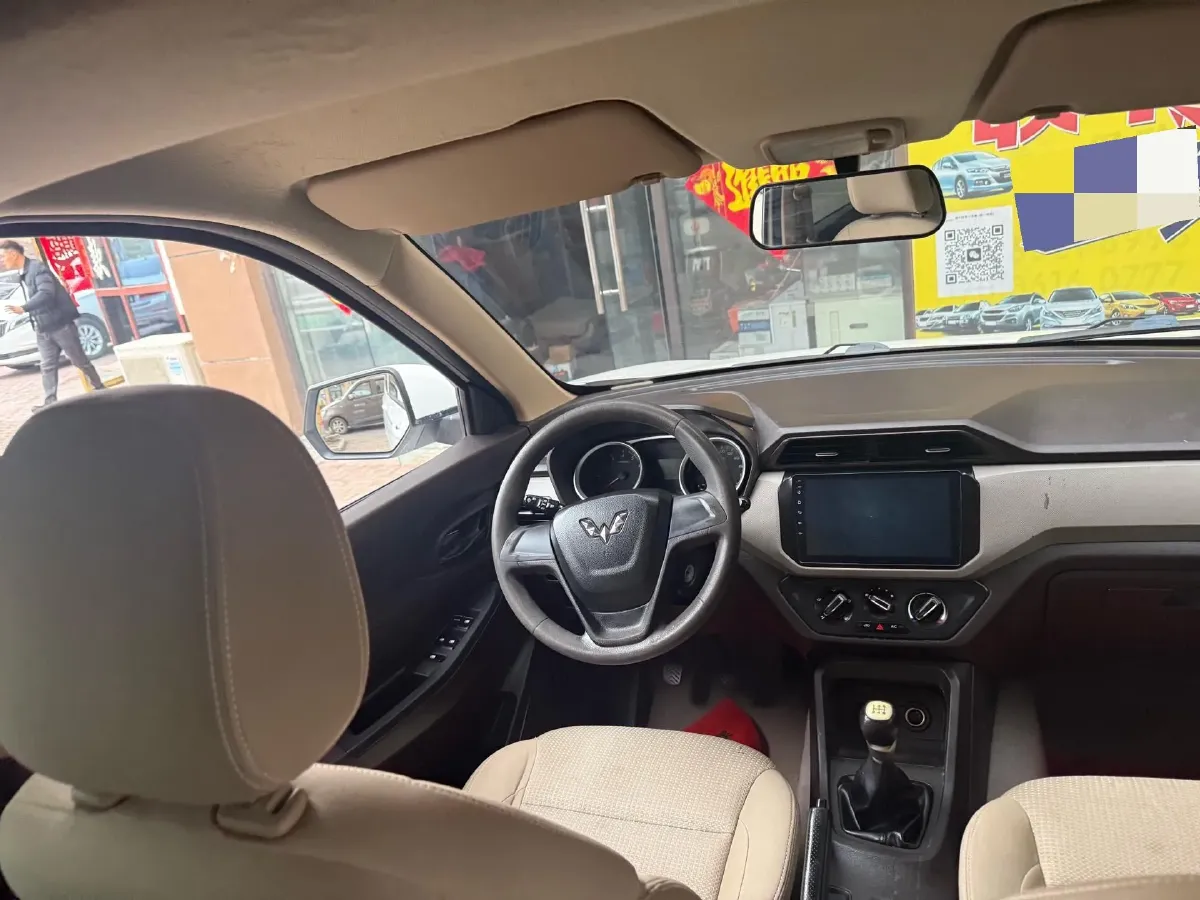 2018 WuLing HongGuang 1.5L 105HP L4 5MT,autocango,china used car exporter,china ev exporter,chinese used car exporter,chinese used ev exporter