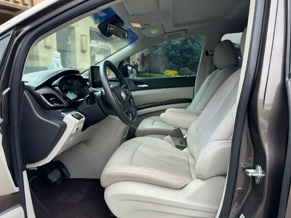 2021 Buick GL8 2.0T 237HP L4 9AT,autocango,china used car exporter,china ev exporter,chinese used car exporter,chinese used ev exporter