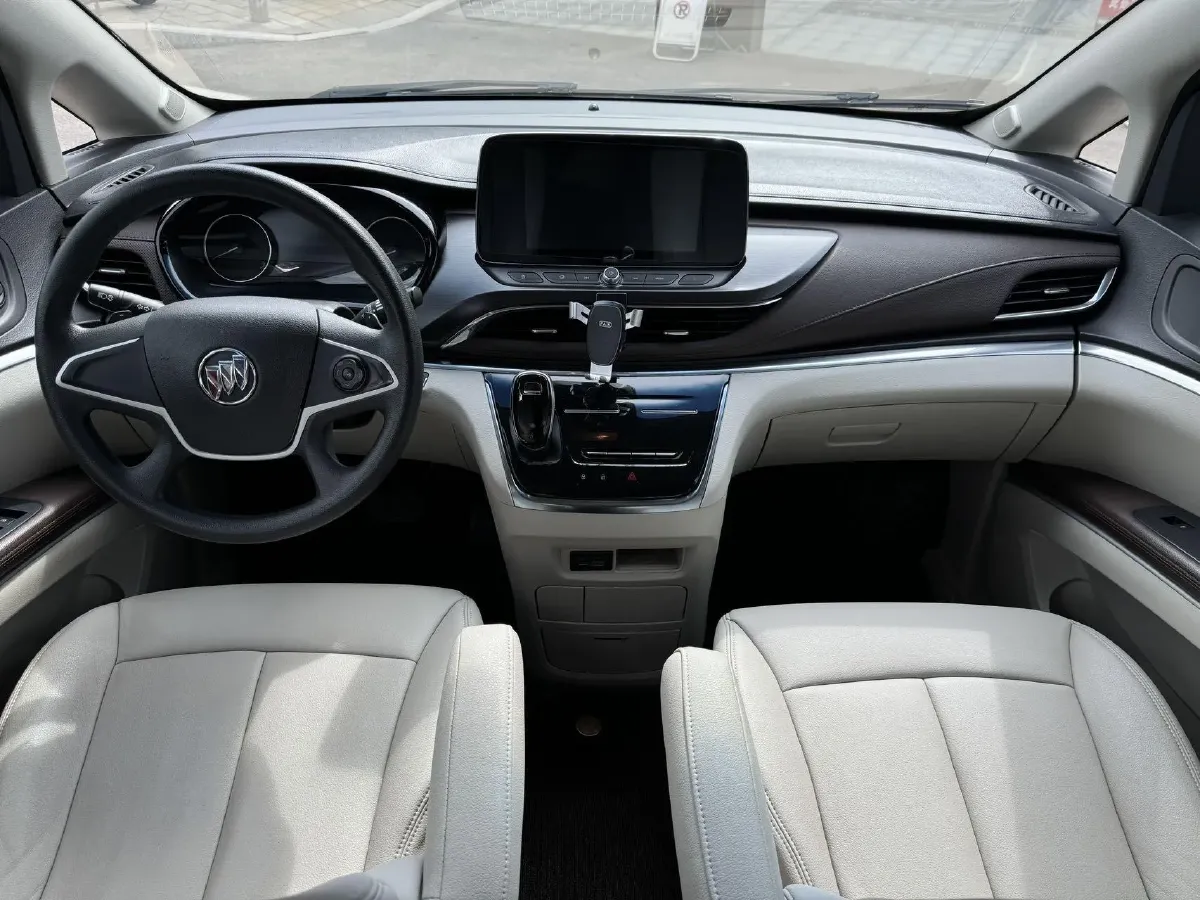 2021 Buick GL8 2.0T 237HP L4 9AT,autocango,china used car exporter,china ev exporter,chinese used car exporter,chinese used ev exporter
