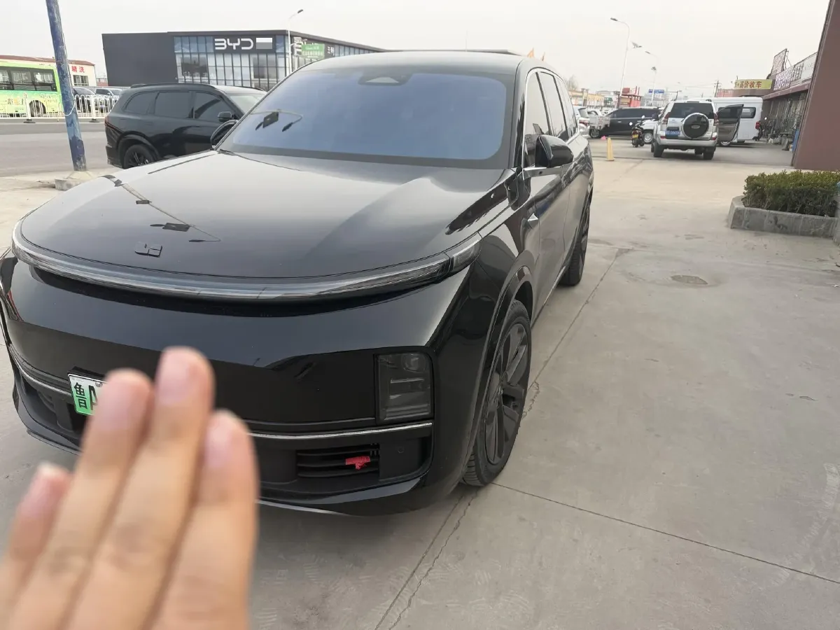 2023 Li L9 Range Extended 154HP REEV 42.6KWH,autocango,china used car exporter,china ev exporter,chinese used car exporter,chinese used ev exporter